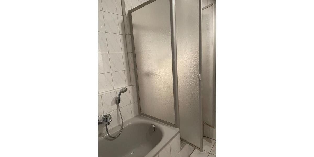 Etagenwohnung Sachsenheim - 2.5 Zimmer, 64 m&sup2;, 255.000&euro; | Angebot:24786865