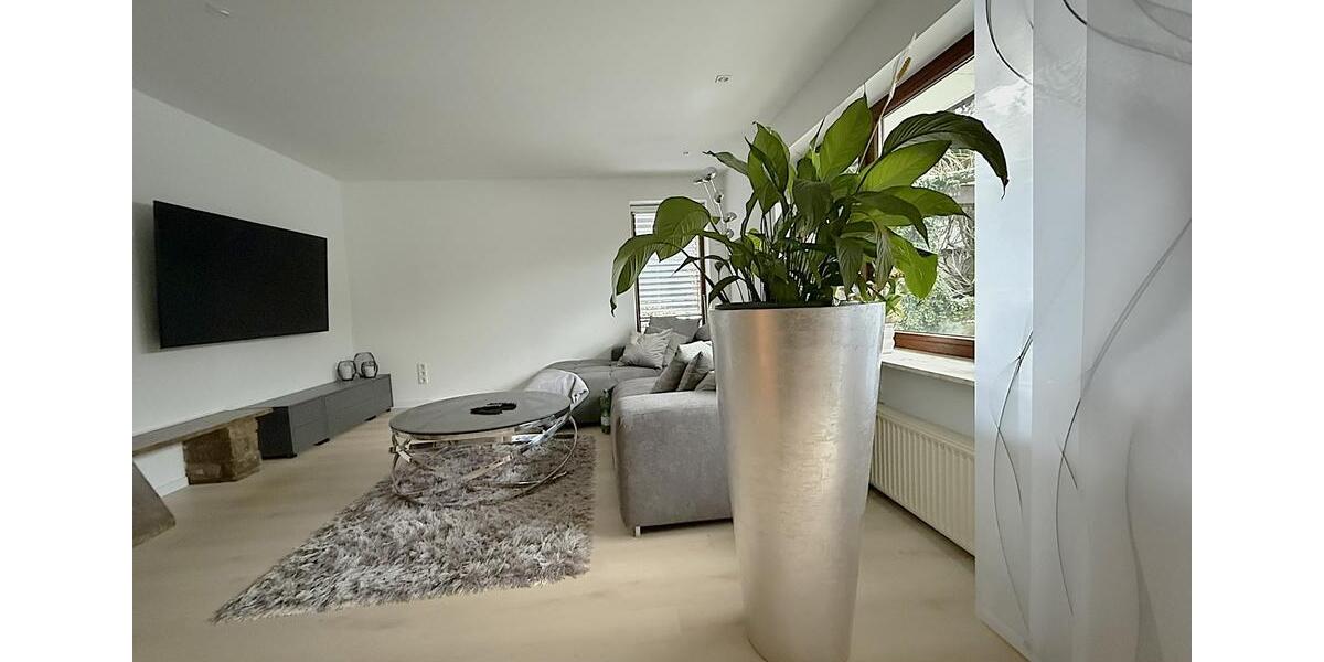 Doppelhaushälfte Gundelsheim - 4.5 Zimmer, 124 m&sup2;, 449.000&euro; | Angebot:26040105