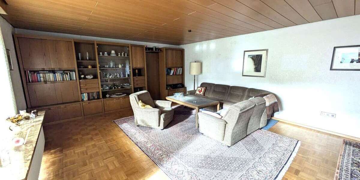 Einfamilienhaus Sulzfeld - 8 Zimmer, 260 m&sup2;, 449.000&euro; | Angebot:23721203