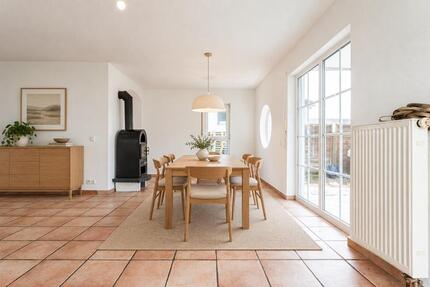 Haus Niefern-Öschelbronn Öschelbronn - 5 Zimmer, 162 m&sup2;, 2.050&euro; | Angebot:27617692