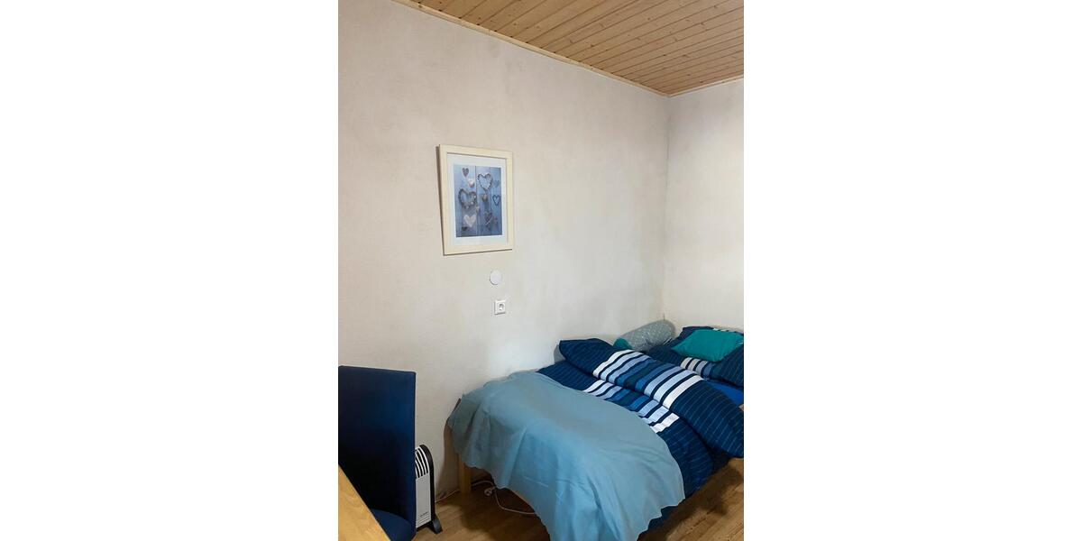 Etagenwohnung Kirchardt - 1 Zimmer, 16 m&sup2;, 450&euro; | Angebot:25321957