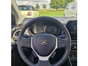 Suzuki S-Cross Hybrid 1.5 Dualjet ALLGRIP AGS Comfort+Gar 2.500 km 34.990 &euro; Obrigheim-Asbach 74847