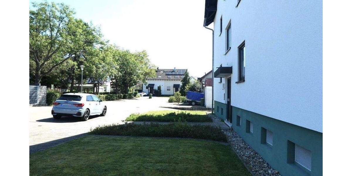 Etagenwohnung Forst - 2 Zimmer, 66 m&sup2;, 229.000&euro; | Angebot:25777938