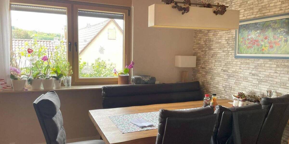 Einfamilienhaus Gemmrigheim - 8 Zimmer, 158 m&sup2;, 349.000&euro; | Angebot:25781230