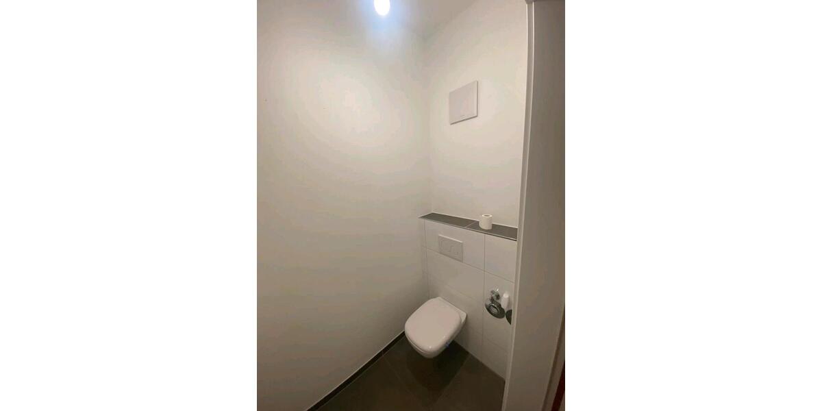 Erdgeschoßwohnung Sinsheim - 3 Zimmer, 95 m&sup2;, 1.550&euro; | Angebot:25907994