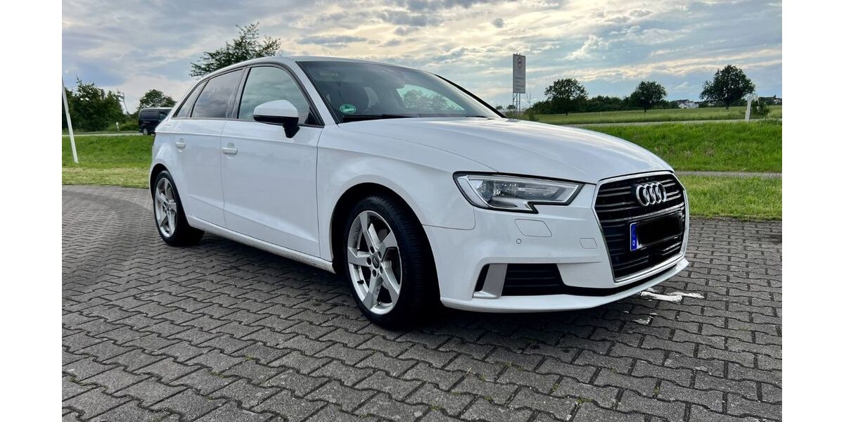 Audi A3 220.000 km 11.300 &euro; Östringen 76684