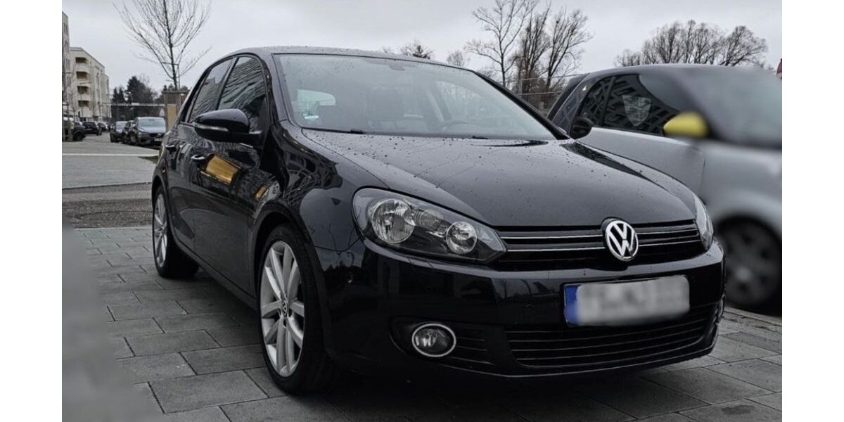 VW Golf 208.000 km 5.500 &euro; Sinsheim 74889
