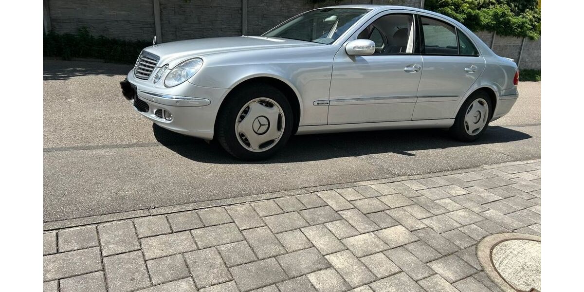 Mercedes-Benz E 200 164.000 km 6.000 &euro; Oberderdingen 75038