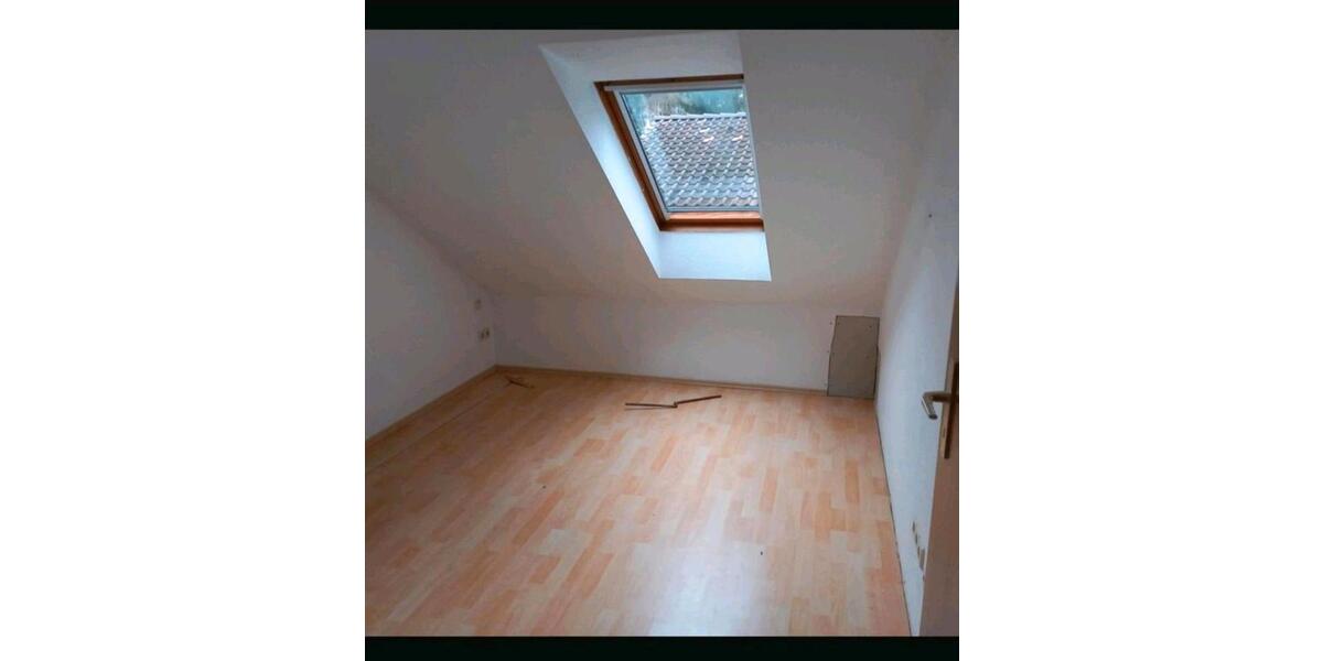 Dachgeschoßwohnung Niefern-Öschelbronn Öschelbronn - 1 Zimmer, 980&euro; | Angebot:23593600