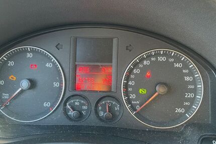 VW Golf 183.000 km 4.500 &euro; Karlsdorf Neuthard 76689