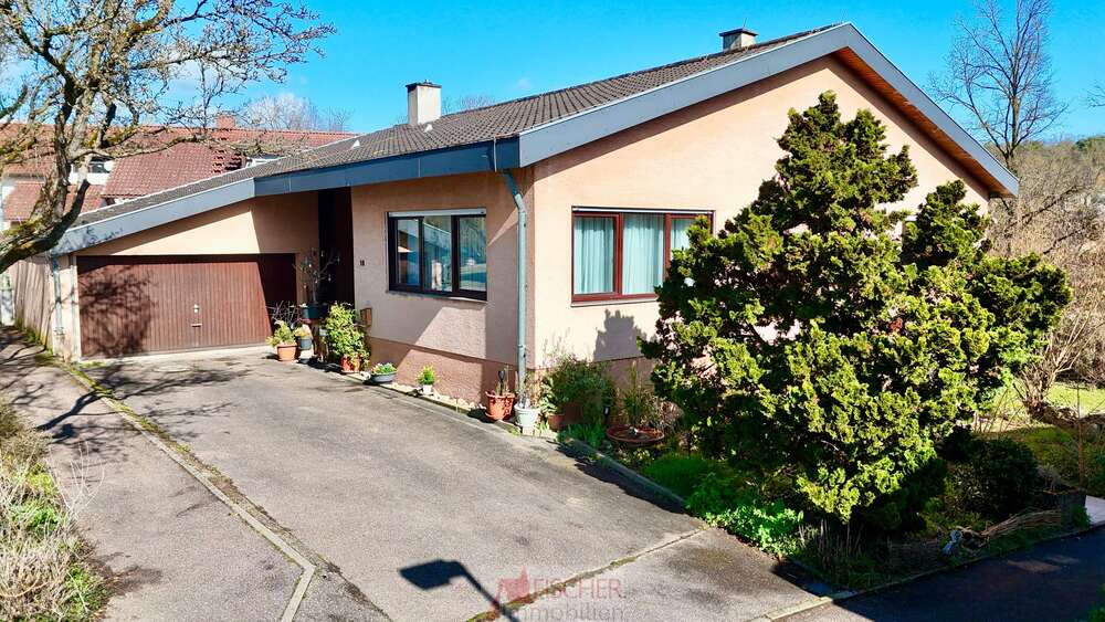 Einfamilienhaus Oberriexingen - 8 Zimmer, 262 m&sup2;, 598.000&euro; | Angebot:25822076