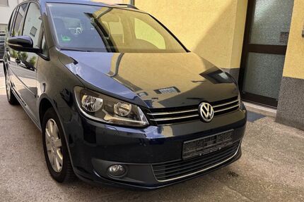 VW Touran 148.000 km 10.900 &euro; Heilbronn 74080