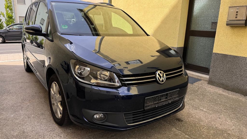 VW Touran 148.000 km 10.900 &euro; Heilbronn 74080