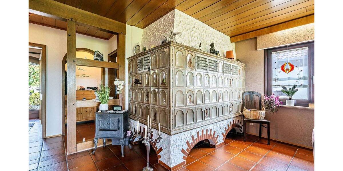 Einfamilienhaus Sinsheim Steinsfurt - 6 Zimmer, 241 m&sup2;, 639.000&euro; | Angebot:25997189