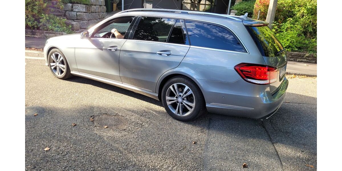 Mercedes-Benz E 200 133.850 km 14.950 &euro; Ötisheim 75443