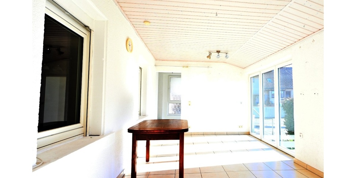 Zweifamilienhaus mit großem Potenzial - Zweifamilienhaus Knittlingen | Angebot:25712132