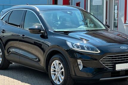 Ford Kuga 124.000 km 19.995 &euro; Bruchsal-Helmsheim 76646