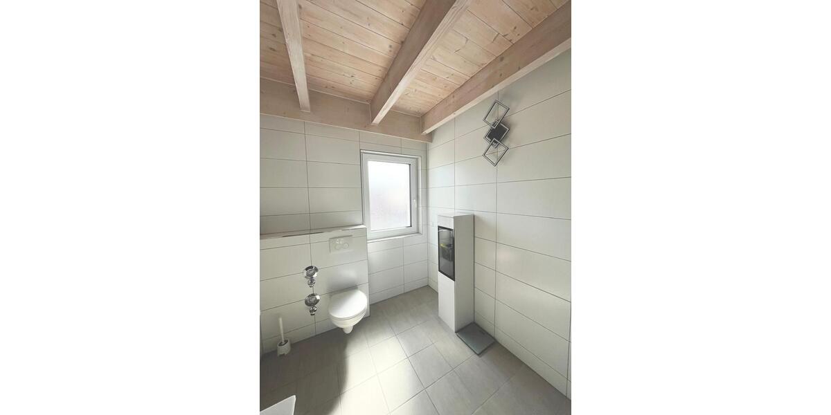 Dachgeschoßwohnung Heilbronn Böckingen - 2 Zimmer, 45 m&sup2;, 1.000&euro; | Angebot:25923410