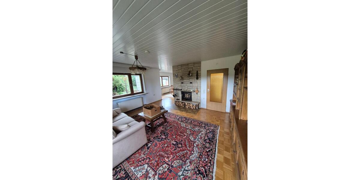 Einfamilienhaus Walzbachtal - 9 Zimmer, 285 m&sup2;, 600.000&euro; | Angebot:26039472