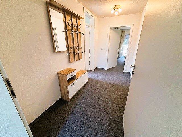 Etagenwohnung Untereisesheim - 2 Zimmer, 75 m&sup2;, 830&euro; | Angebot:26015719