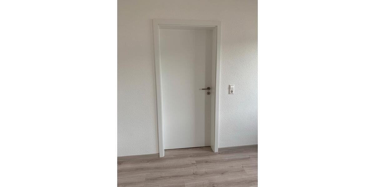 Etagenwohnung Niefern-Öschelbronn Öschelbronn - 4 Zimmer, 109 m&sup2;, 1.100&euro; | Angebot:25908015