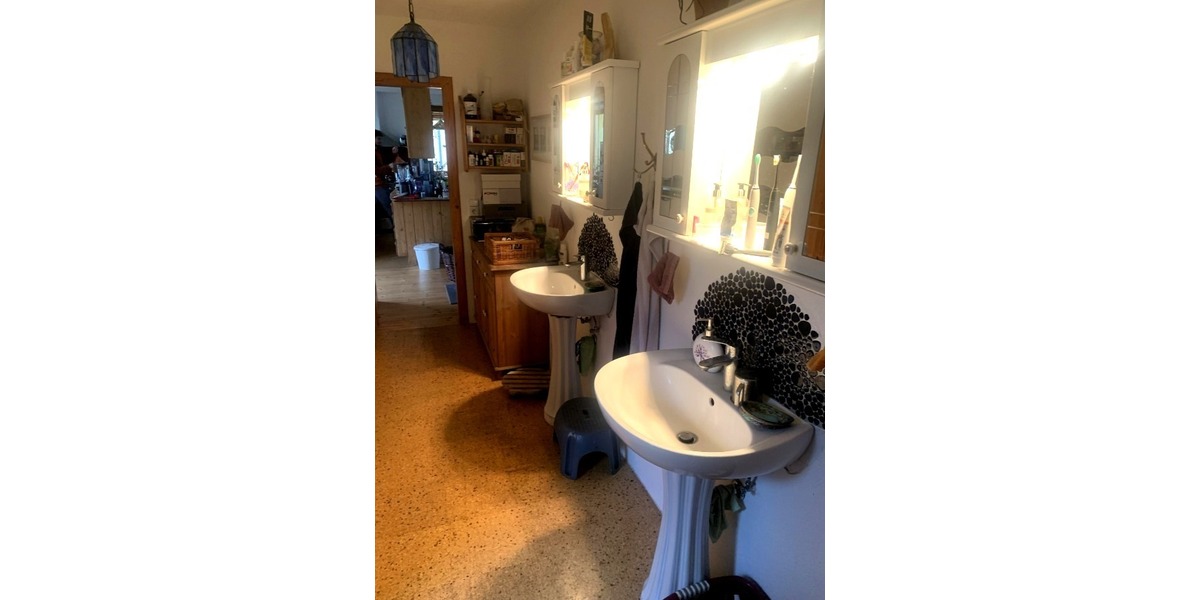 Großzügiges Einfamilienhaus mit Einliegerwohnung - Einfamilienhaus Sinsheim-Ehrstädt Ehrstädt | Angebot:25340465