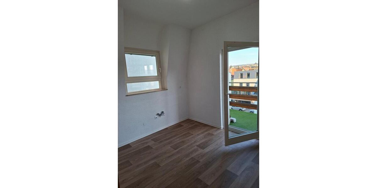 Etagenwohnung Neulingen - 3 Zimmer, 81 m&sup2;, 185.000&euro; | Angebot:25945429