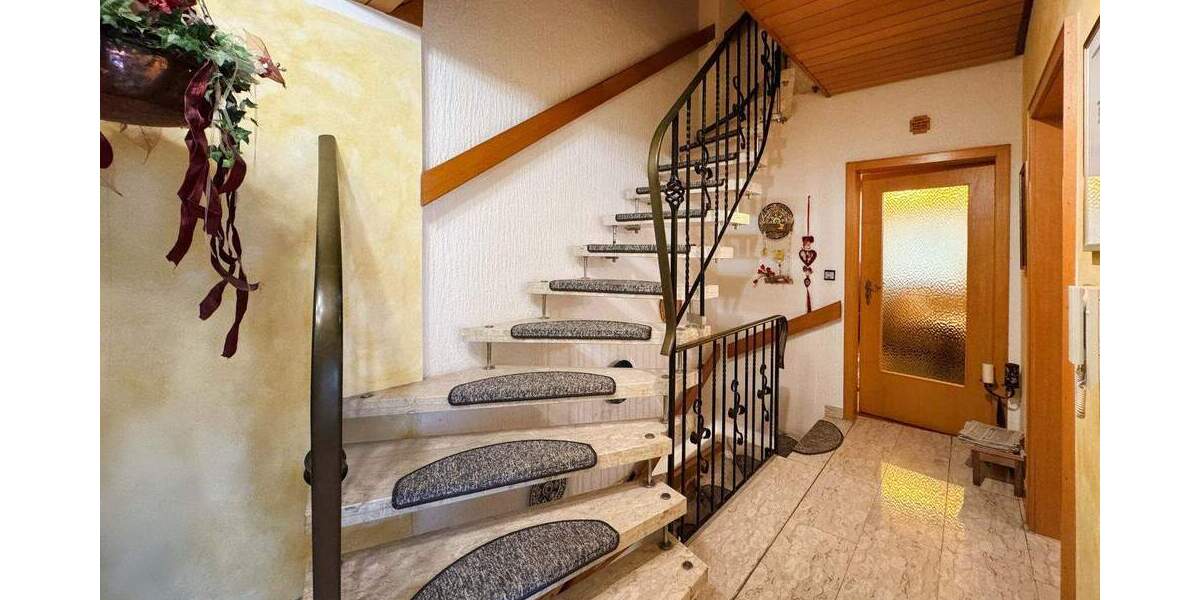 Doppelhaushälfte Nußloch - 5 Zimmer, 132 m&sup2;, 375.000&euro; | Angebot:25733940