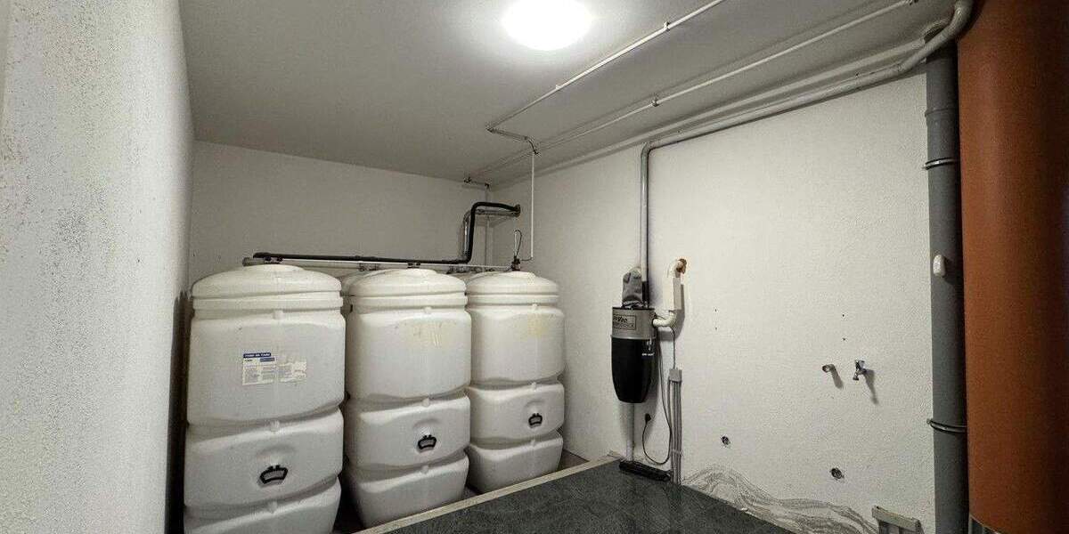 Einfamilienhaus Neckarzimmern - 6 Zimmer, 315 m&sup2;, 2.600&euro; | Angebot:25757028