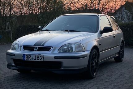 Honda Civic 133.700 km 3.500 &euro; Ubstadt 76698