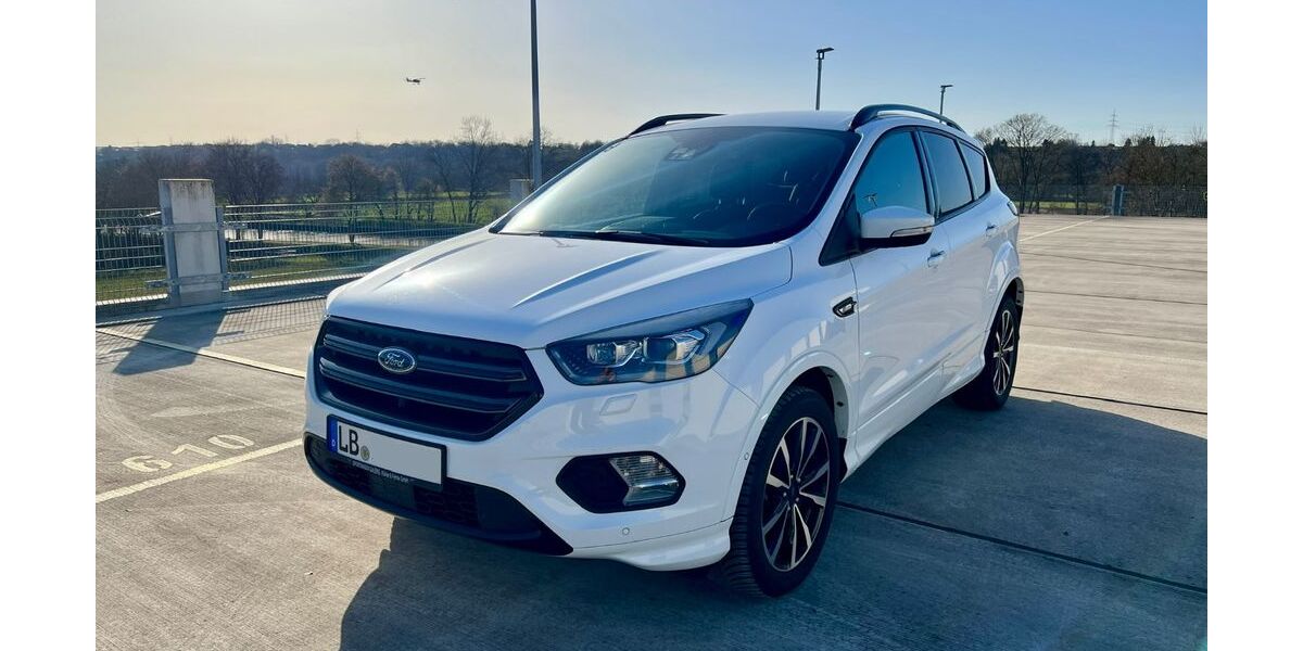 Ford Kuga 56.500 km 16.800 &euro; Bietigheim-Bissingen 74321