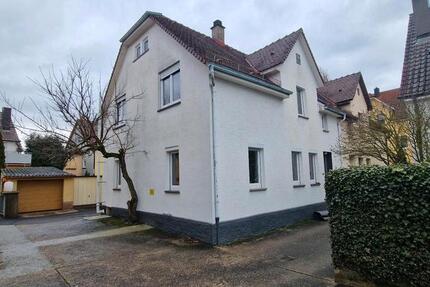 Haus Heilbronn Böckingen - 6 Zimmer, 120 m&sup2;, 415.000&euro; | Angebot:24688102