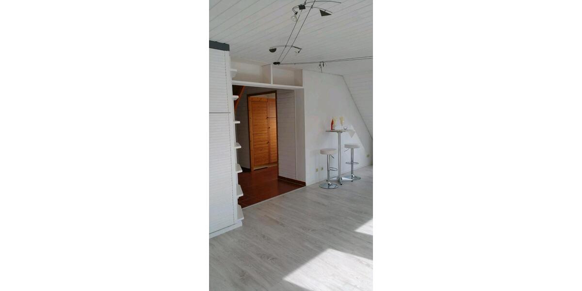 Dachgeschoßwohnung Heilbronn - 2 Zimmer, 50 m&sup2;, 710&euro; | Angebot:24764888