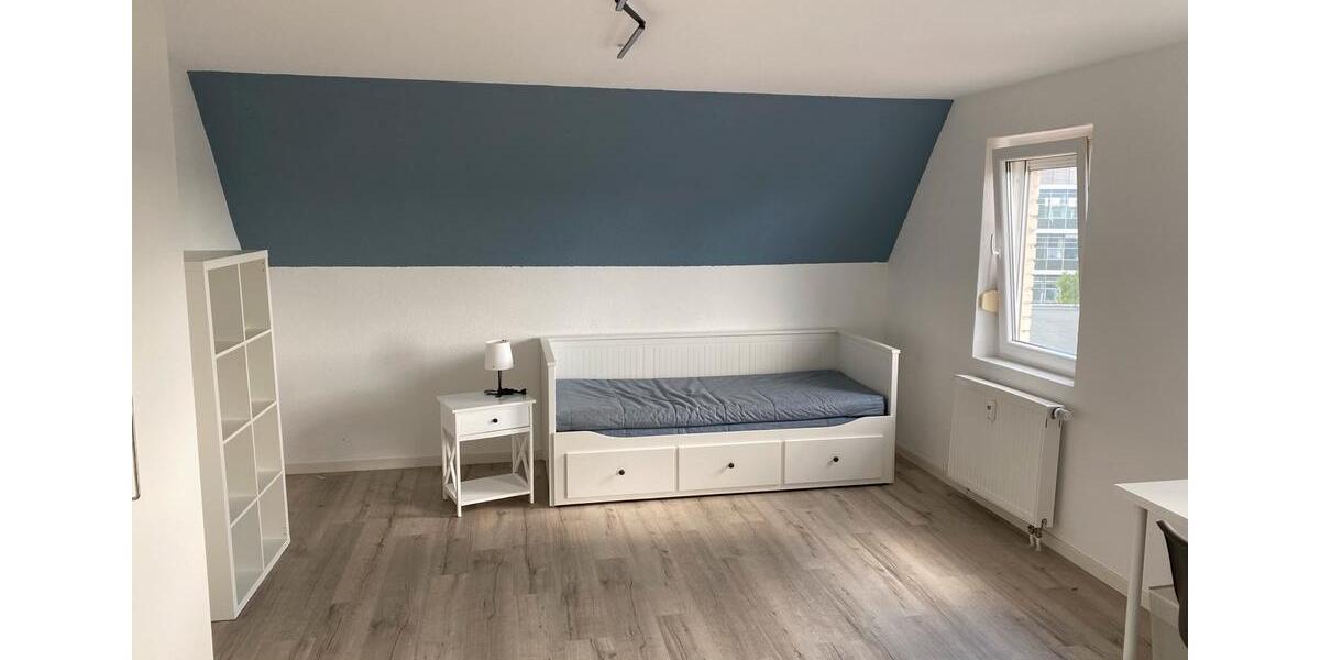 Maisonettenwohnung Neckarsulm - 5.5 Zimmer, 1 m&sup2;, 1.800&euro; | Angebot:25173146
