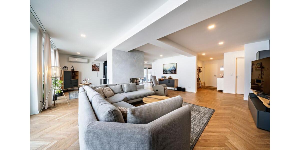 Etagenwohnung Mosbach - 3 Zimmer, 150 m&sup2;, 1.700&euro; | Angebot:25362235