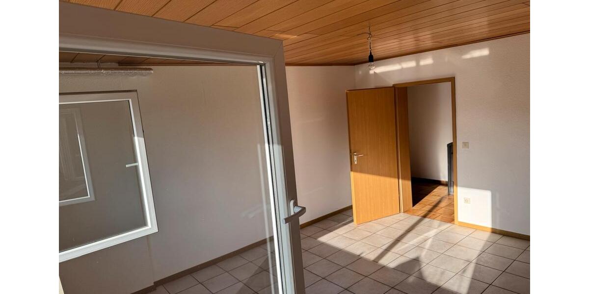 Etagenwohnung Neunkirchen - 1 Zimmer, 40 m&sup2;, 550&euro; | Angebot:25834215