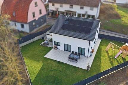 Haus Sulzfeld - 5 Zimmer, 152 m&sup2;, 598.000&euro; | Angebot:25814012