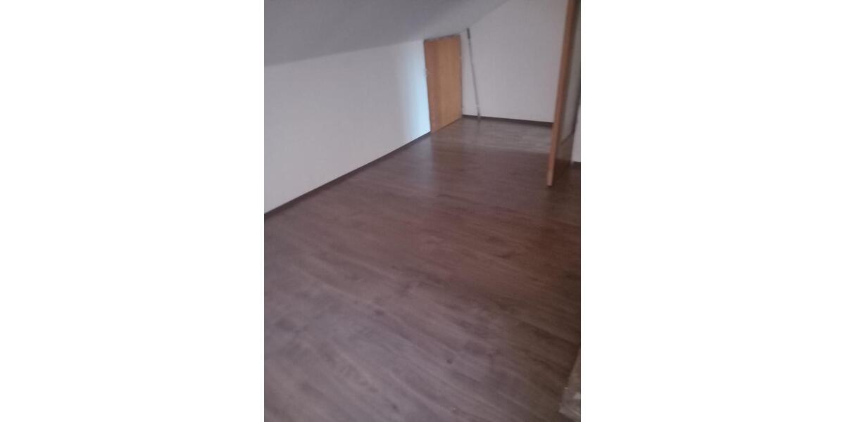 Etagenwohnung Epfenbach - 3 Zimmer, 95 m&sup2;, 1.000&euro; | Angebot:25804717