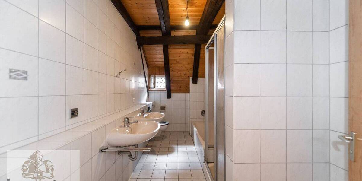 Mehrfamilienhaus, Wohnhaus Bad Wimpfen - 6 Zimmer, 244 m&sup2;, 628.888&euro; | Angebot:25776017