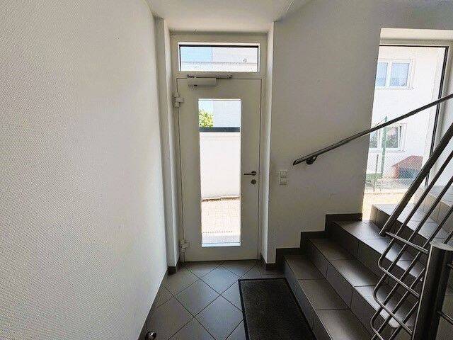 Etagenwohnung Untereisesheim - 2 Zimmer, 75 m&sup2;, 830&euro; | Angebot:26015719