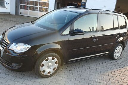 VW Touran 433.481 km 1.850 &euro; Mühlacker / Enzberg 75417