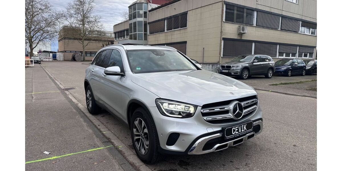Mercedes-Benz GLC 220 137.000 km 28.900 &euro; Bad Friedrichshall 74177
