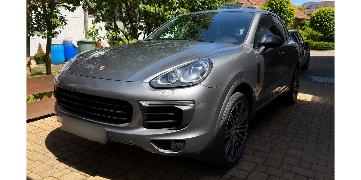 Porsche Cayenne 99.600 km 37.000 &euro; Sachsenheim 74343