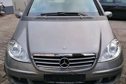 Mercedes-Benz A 180 99.285 km 3.400 &euro; Sinsheim 74889