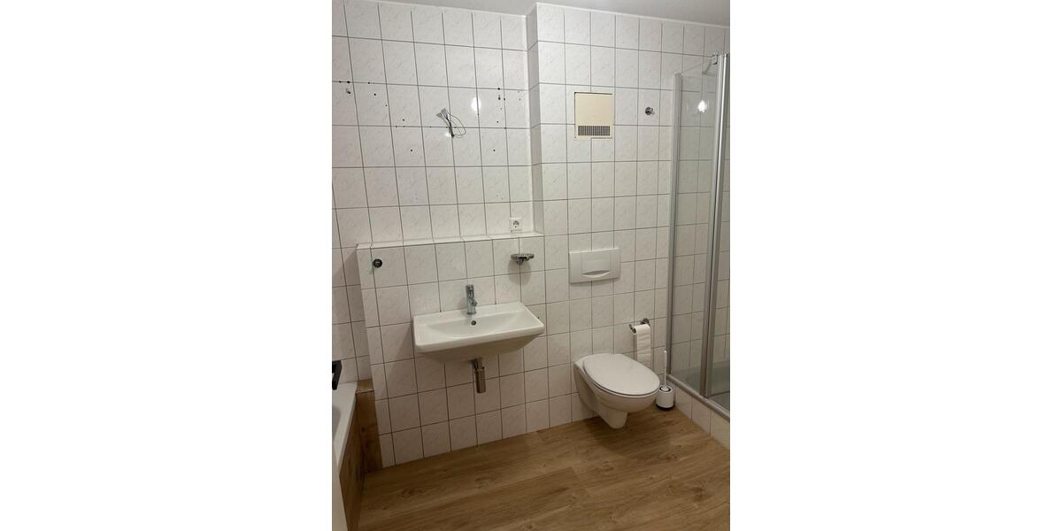 Etagenwohnung Kirchardt - 3 Zimmer, 90 m&sup2;, 980&euro; | Angebot:25350371