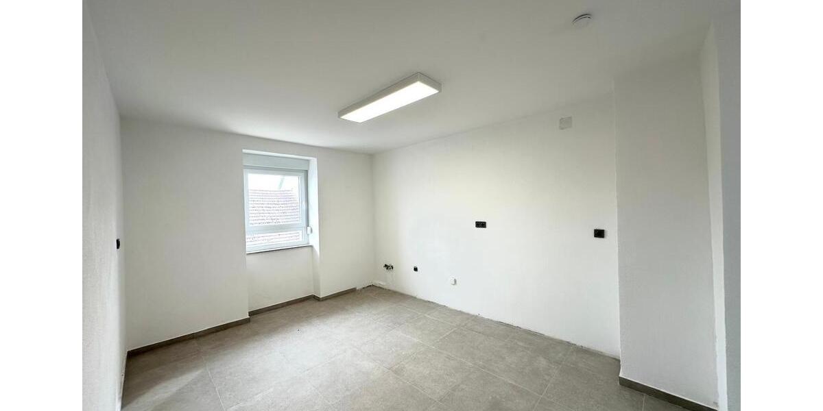 Mehrfamilienhaus, Wohnhaus Bretten - 9 Zimmer, 250 m&sup2;, 895.000&euro; | Angebot:26610987