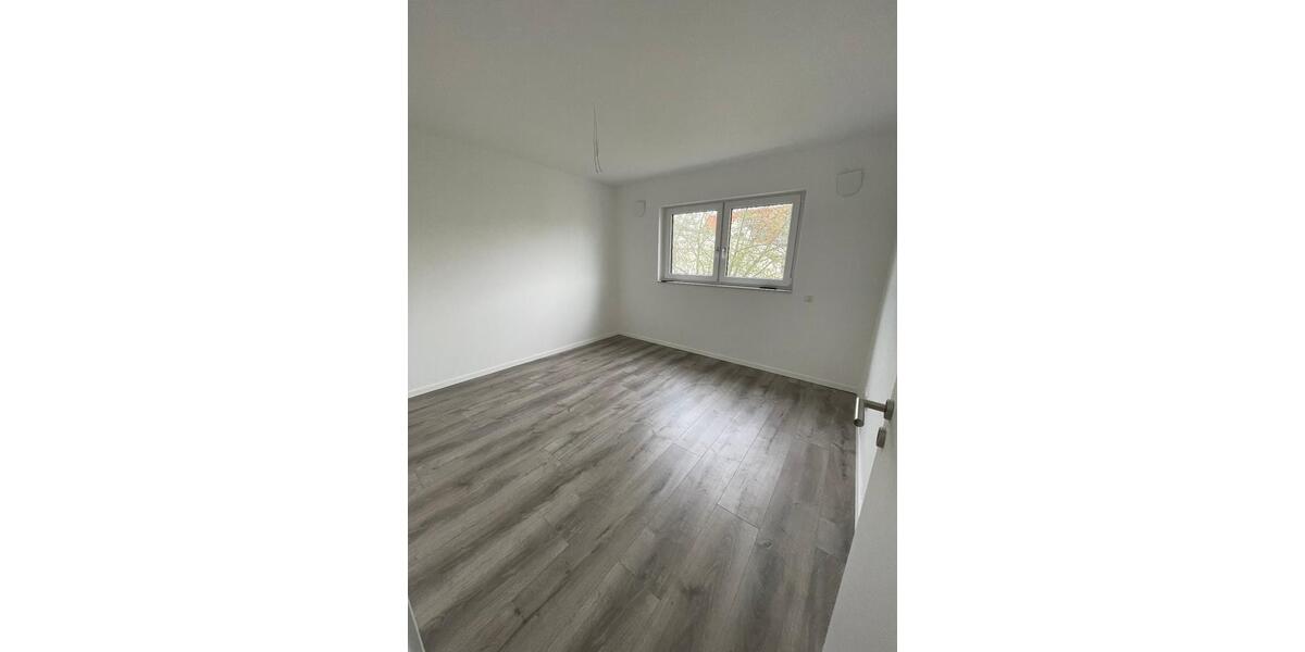 Etagenwohnung Bruchsal - 3 Zimmer, 76 m&sup2;, 1.164&euro; | Angebot:23870239