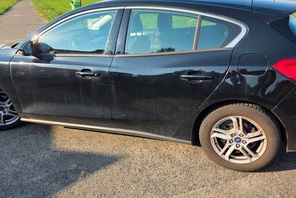 Ford Focus 100.006 km 10.900 &euro; Ubstadt-Weiher 76698