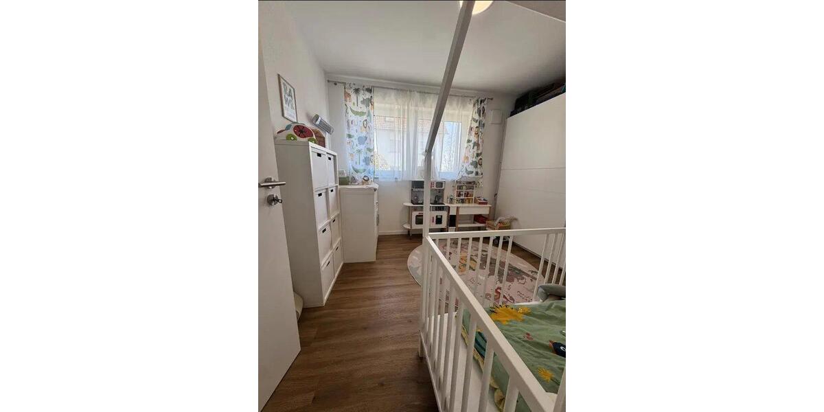 Etagenwohnung Heilbronn Böckingen - 4 Zimmer, 110 m&sup2;, 1.750&euro; | Angebot:25977701