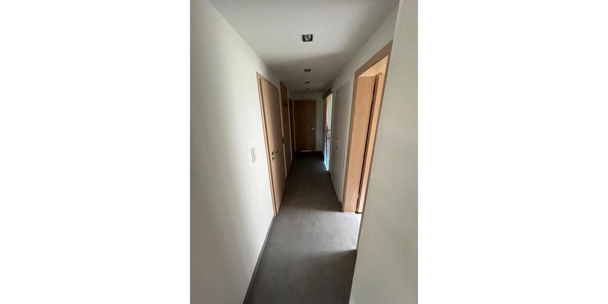 Mehrfamilienhaus, Wohnhaus Leingarten - 8 Zimmer, 195 m&sup2;, 402.000&euro; | Angebot:26699354